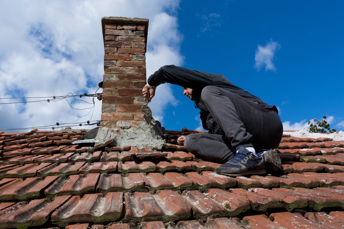 roofing contractor in Rockville MD on a split-level